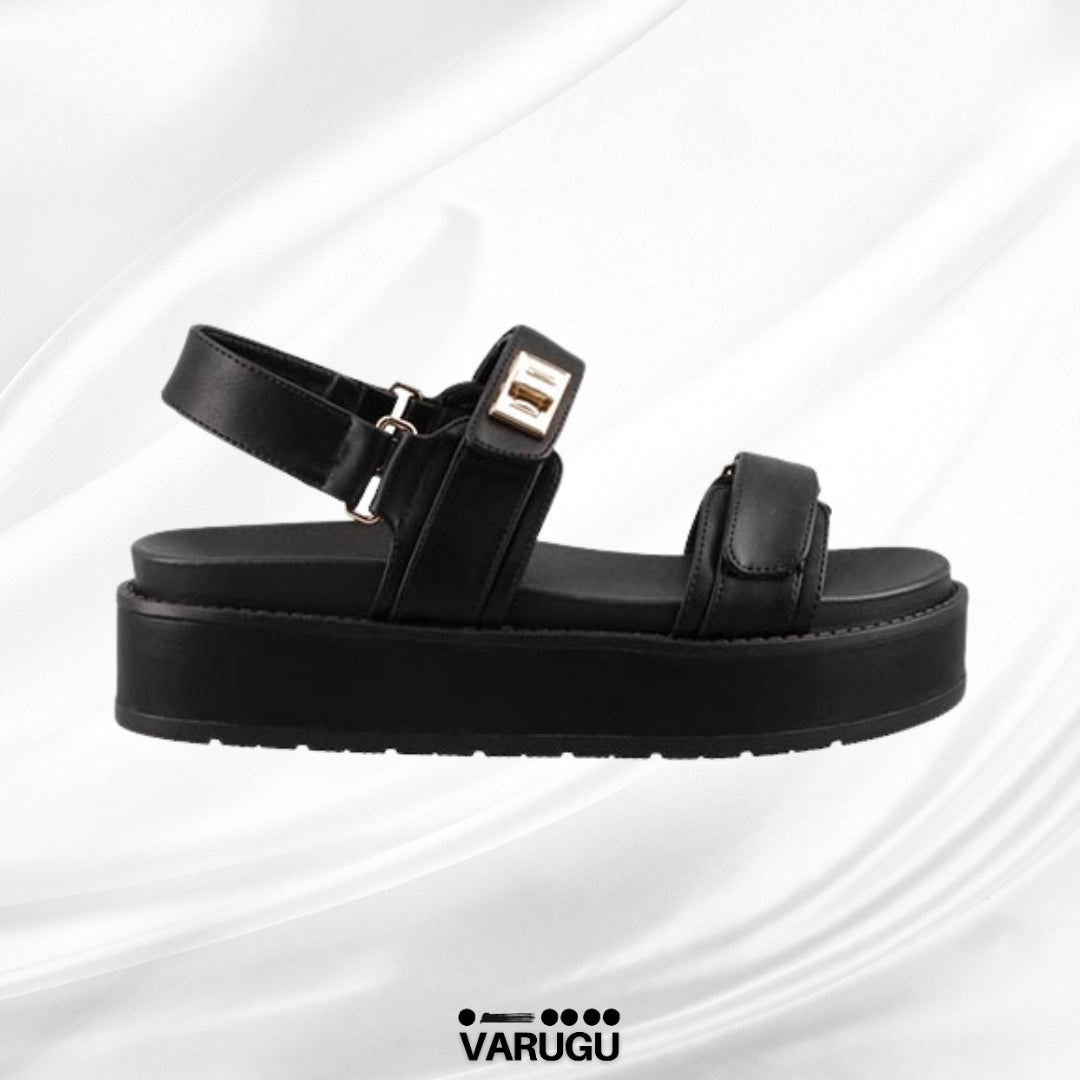 Sandalias color negro con cintas ajustables y plegables