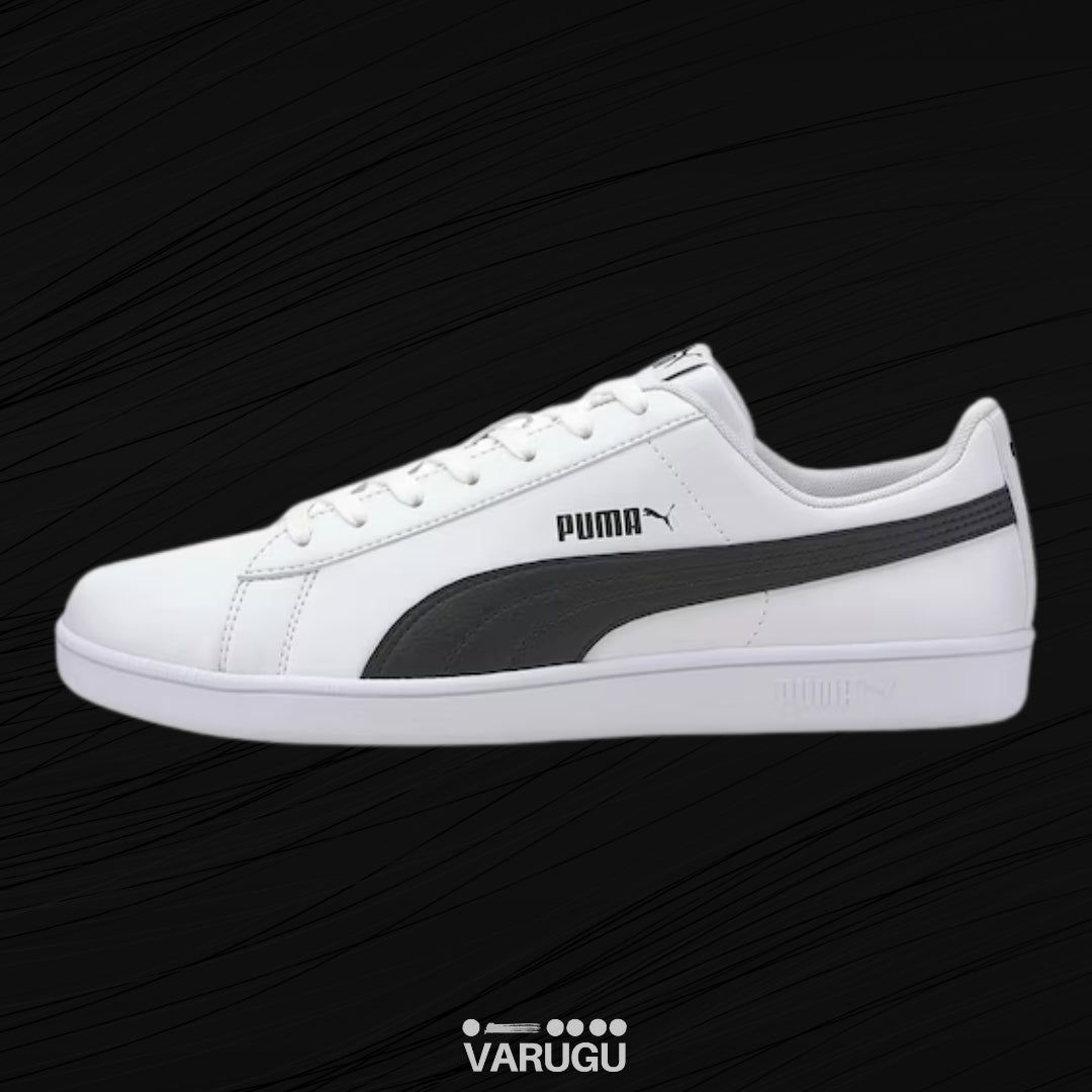 Tenis PUMA con suelas ranuradas color blanco con negro