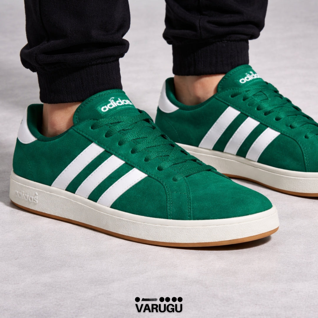 Tenis Adidas verdes con franja blanca hombres