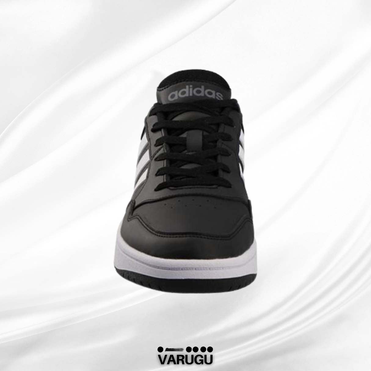 Tenis ADIDAS Hoops 3.0 color negro con franjas blancas para hombre