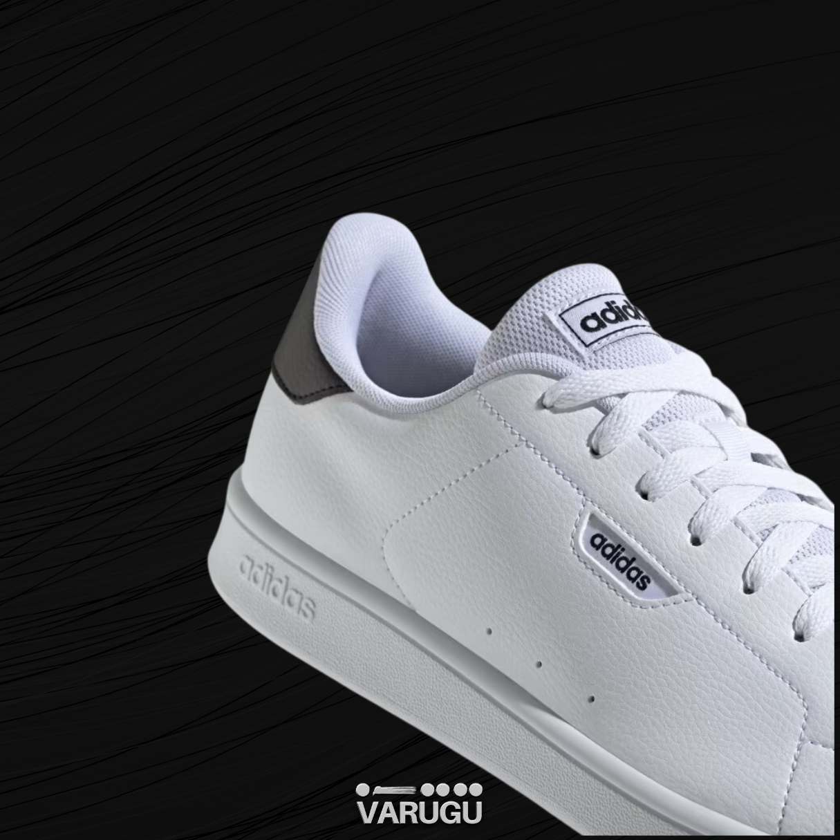 Tenis ADIDAS blancos con letras negras para hombre