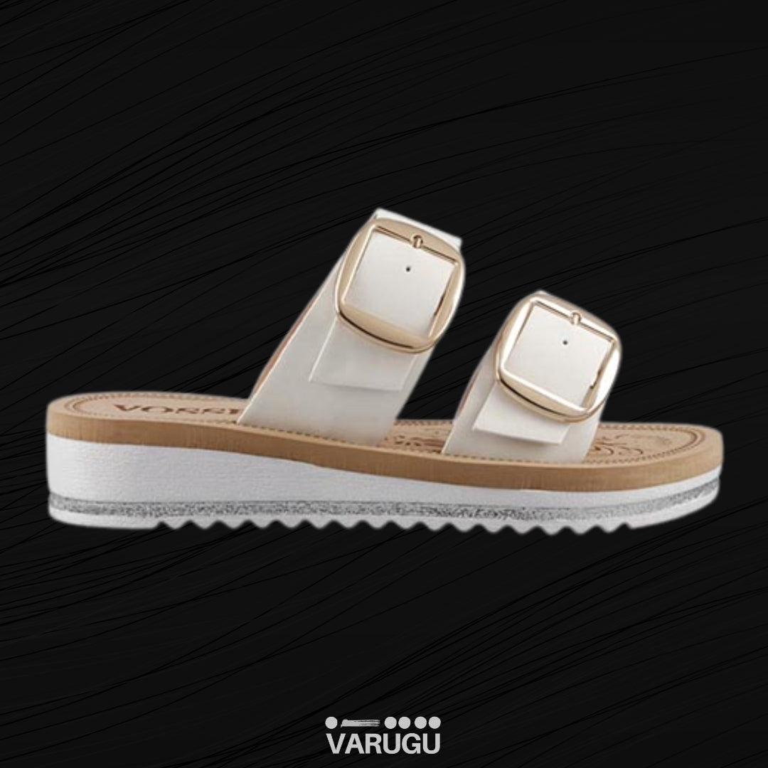 Sandalias blancas con doble hebilla frontal