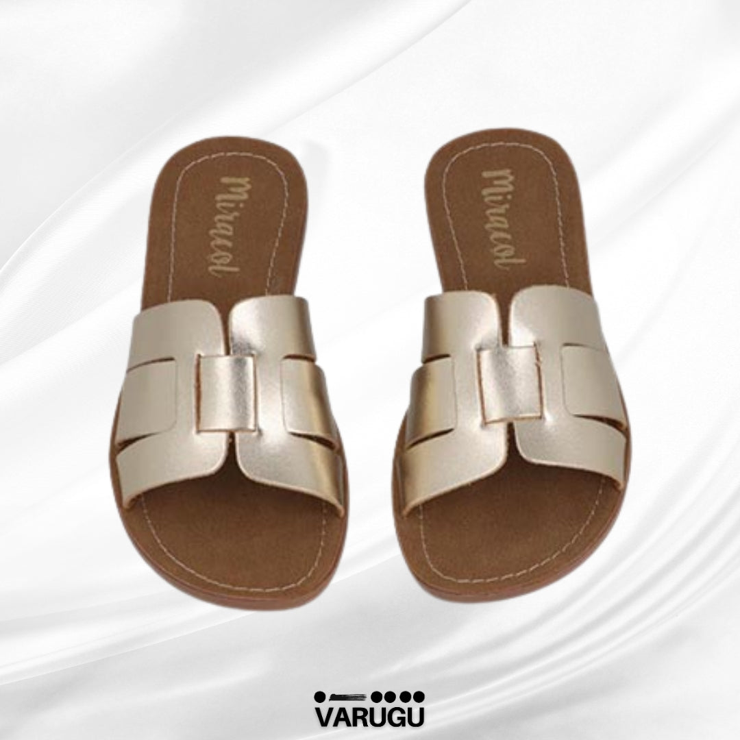 Sandalias con diseño trenzado de color oro ingles