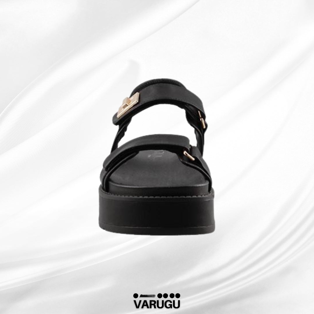 Sandalias color negro con cintas ajustables y plegables