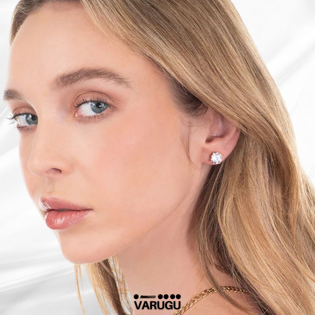 Aretes con Diamonice en baño de oro