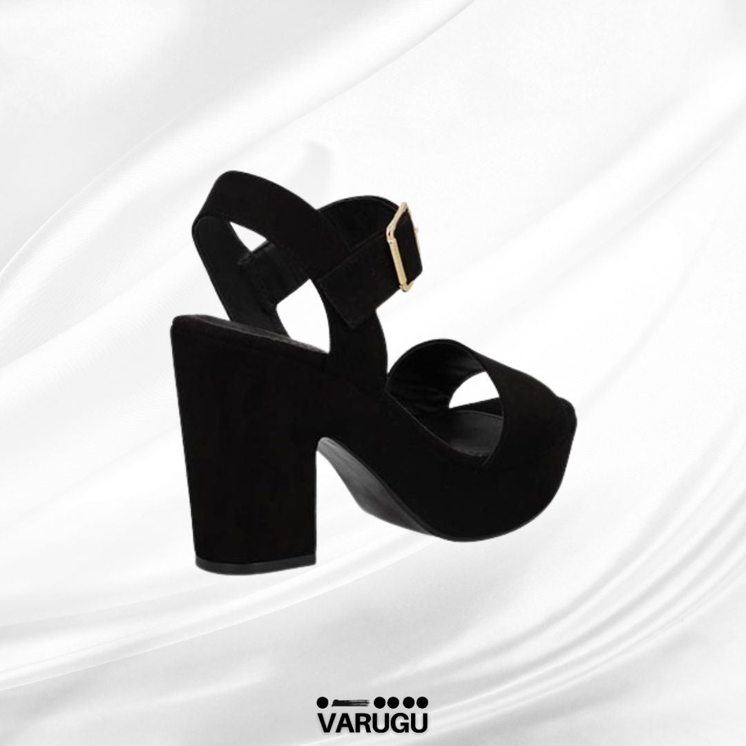 Zapatillas negras con pulsera tacón grueso