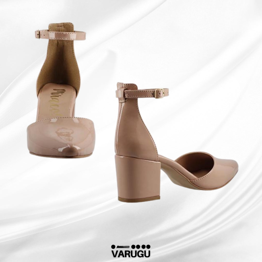 Zapatillas con tacon grueso y punta cerrada