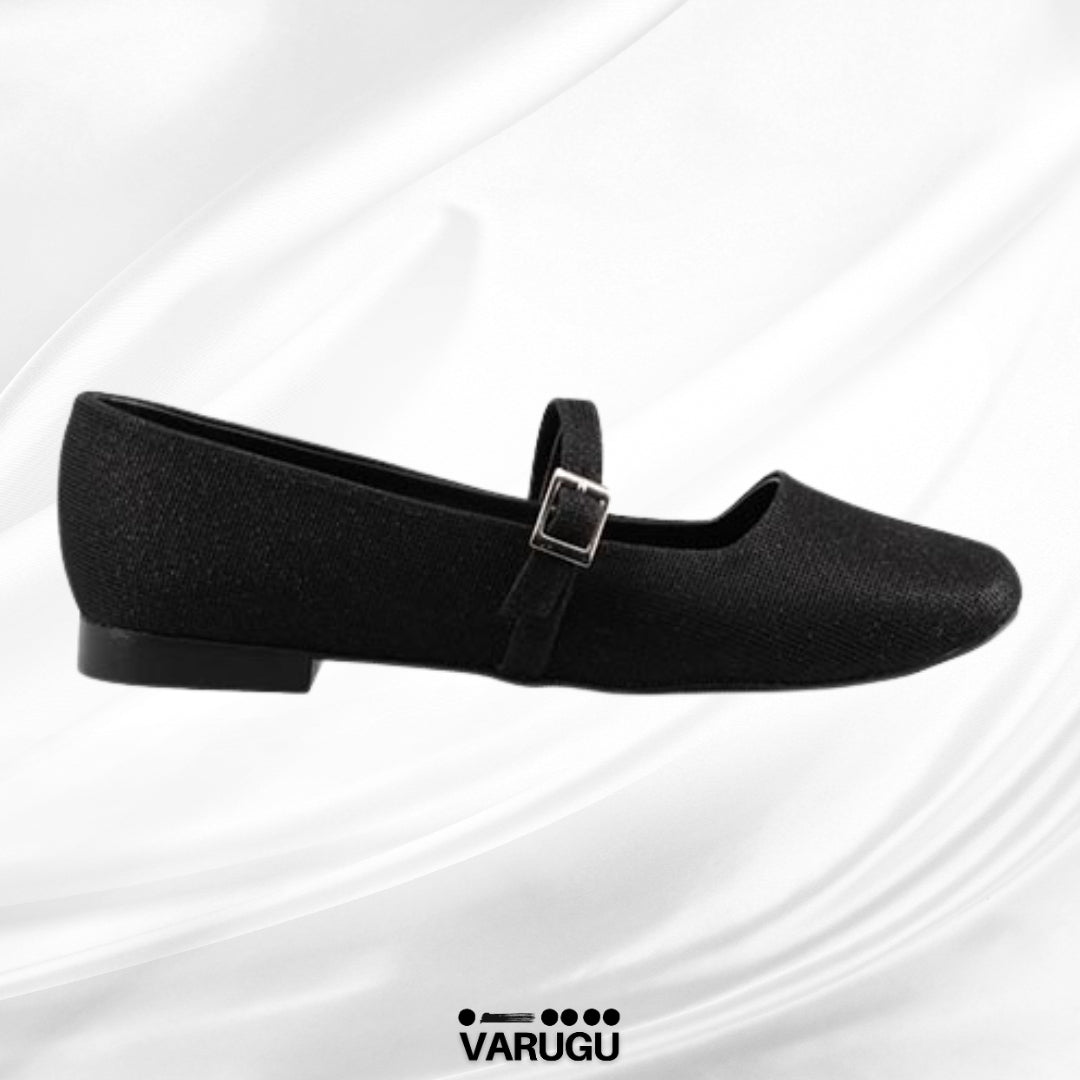 Zapatos de piso negros sofisticados