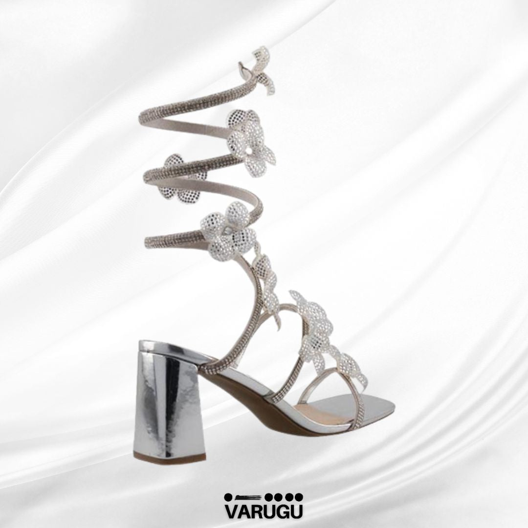 Zapatillas plata con flores diseño alto