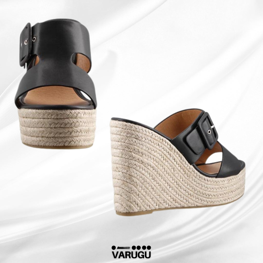 Plataformas negras casuales y con estilo