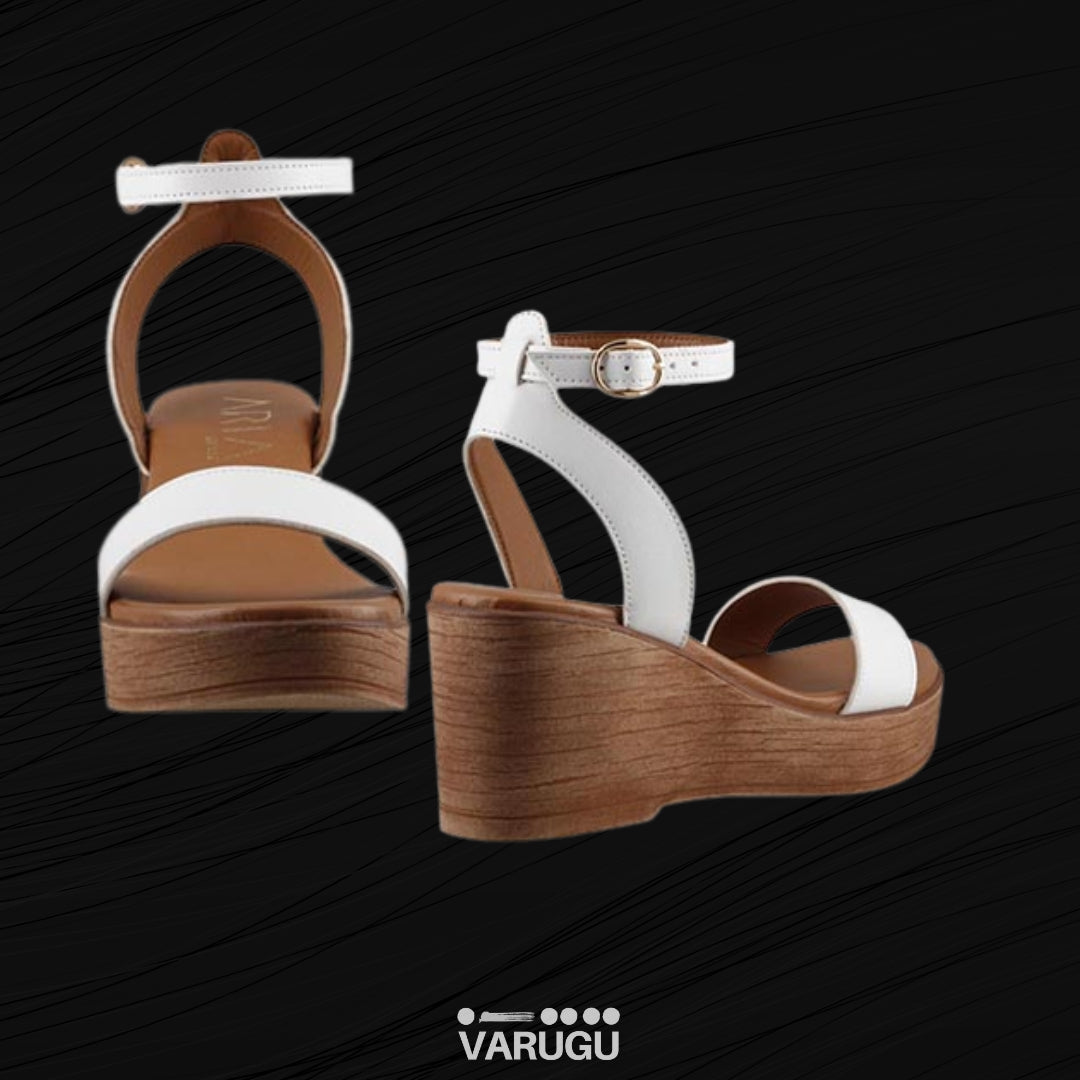 Plataformas blancas bonitas y elegantes