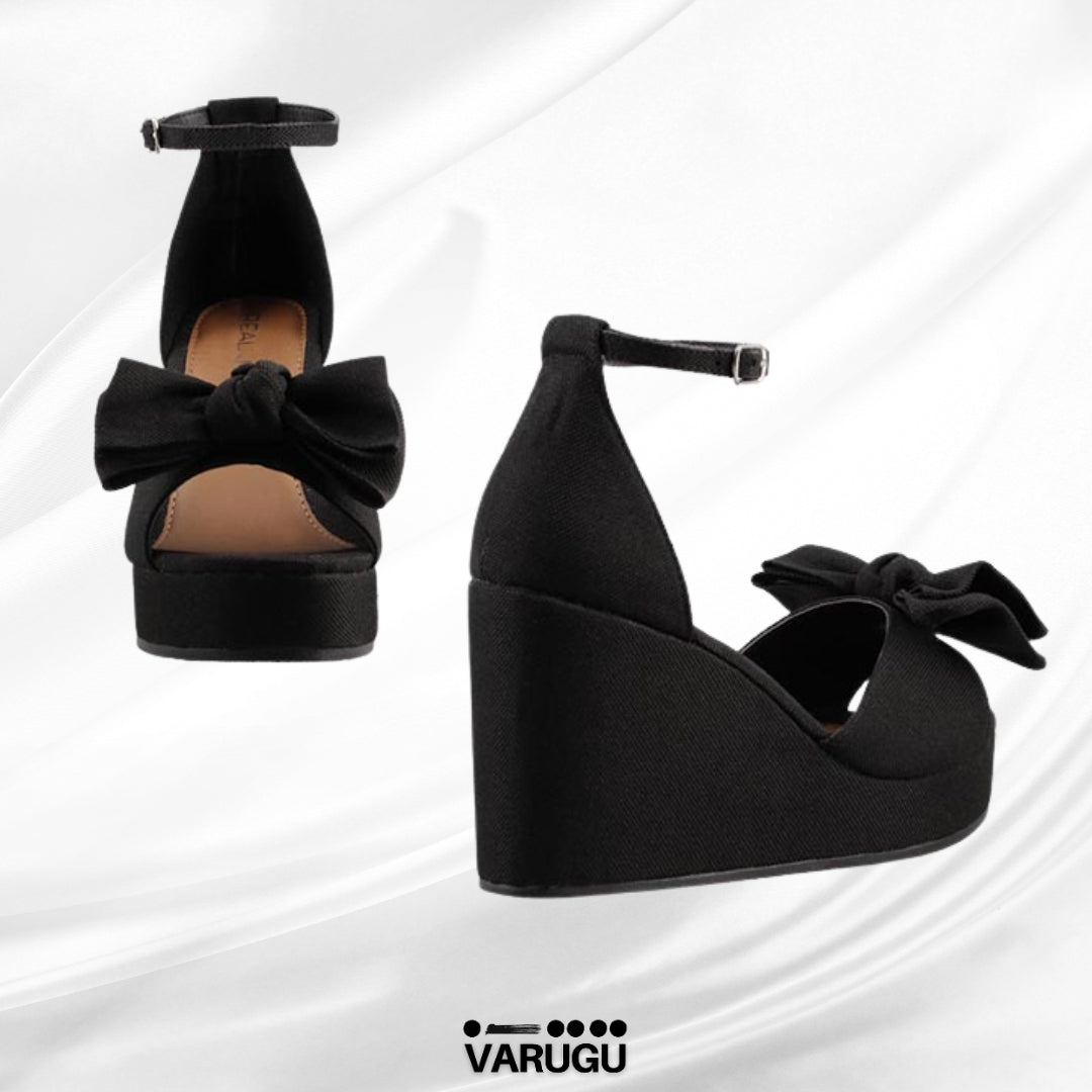 Zapatillas tacón corrido y negras con moño