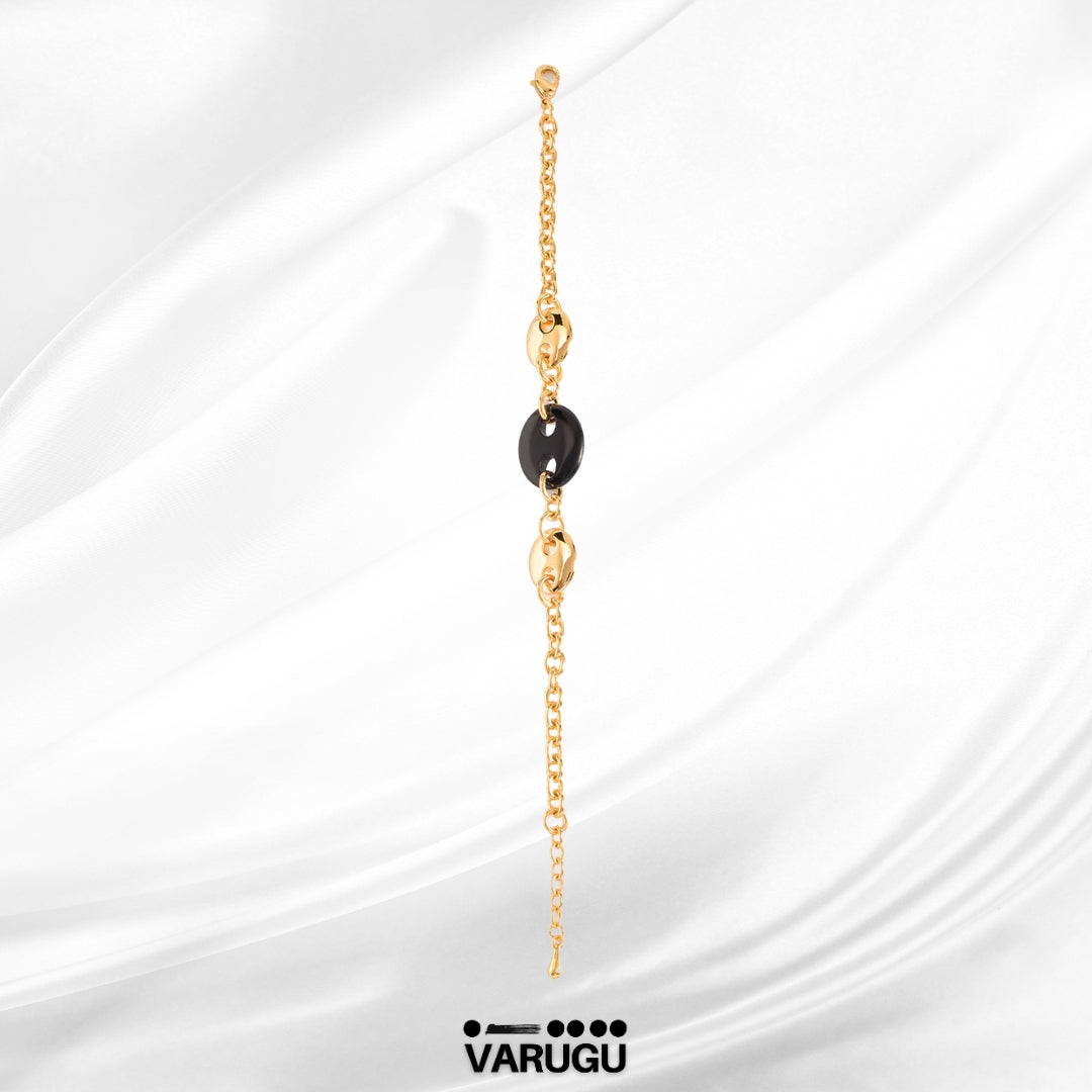 Pulsera con negro baño de oro