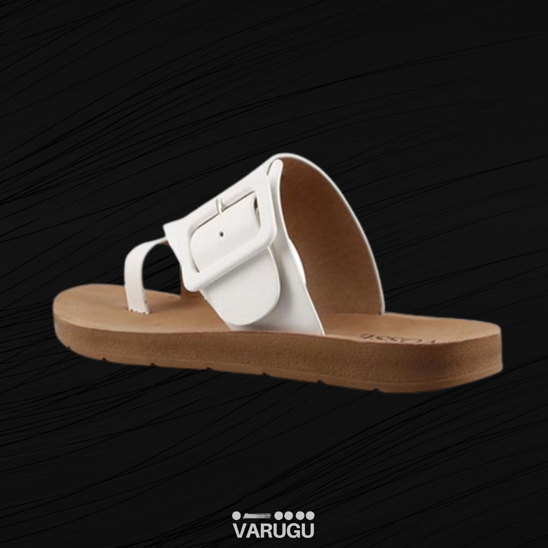 Sandalias blancas con tira en dedo