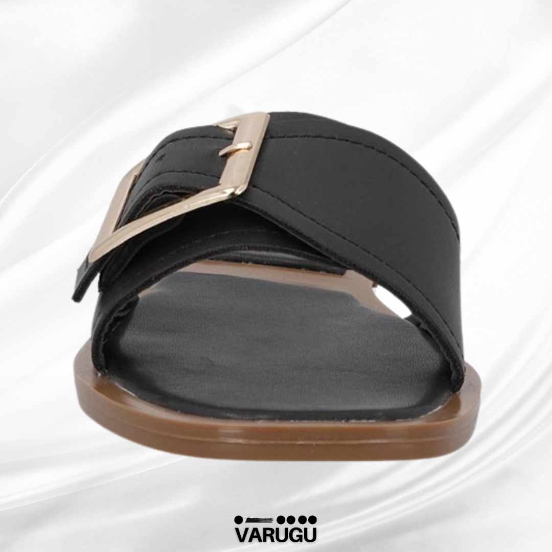 Sandalia de moda para dama con hebilla