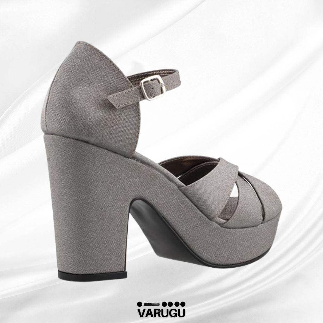 Zapatillas plateadas tacón grueso con pulsera