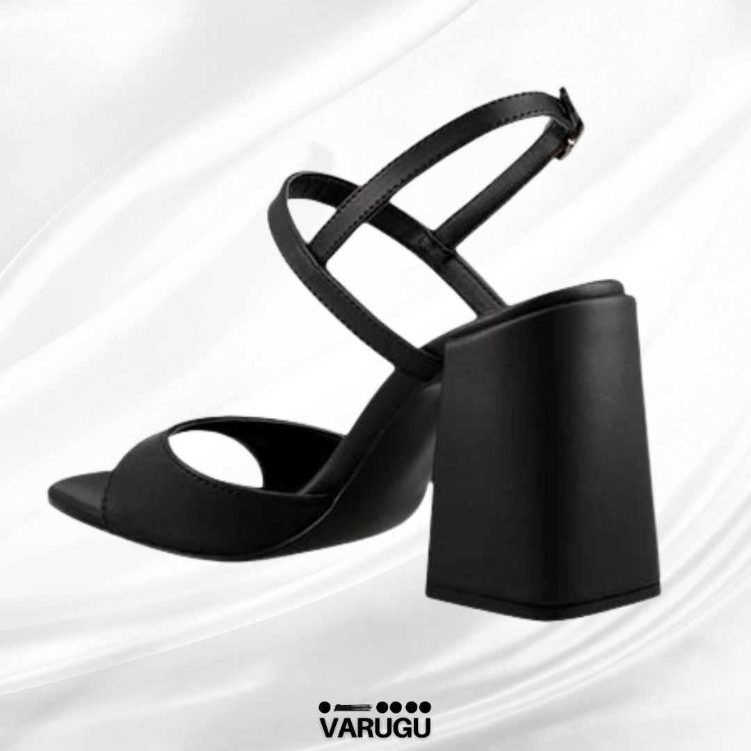 Zapatillas negras de tacón grueso