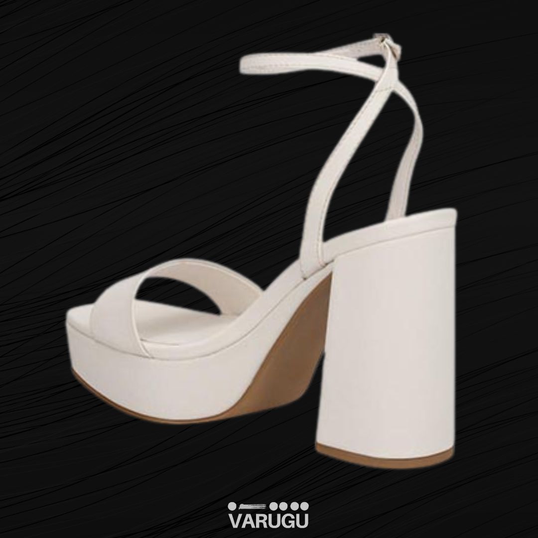 Zapatillas blancas con cinturón pequeño