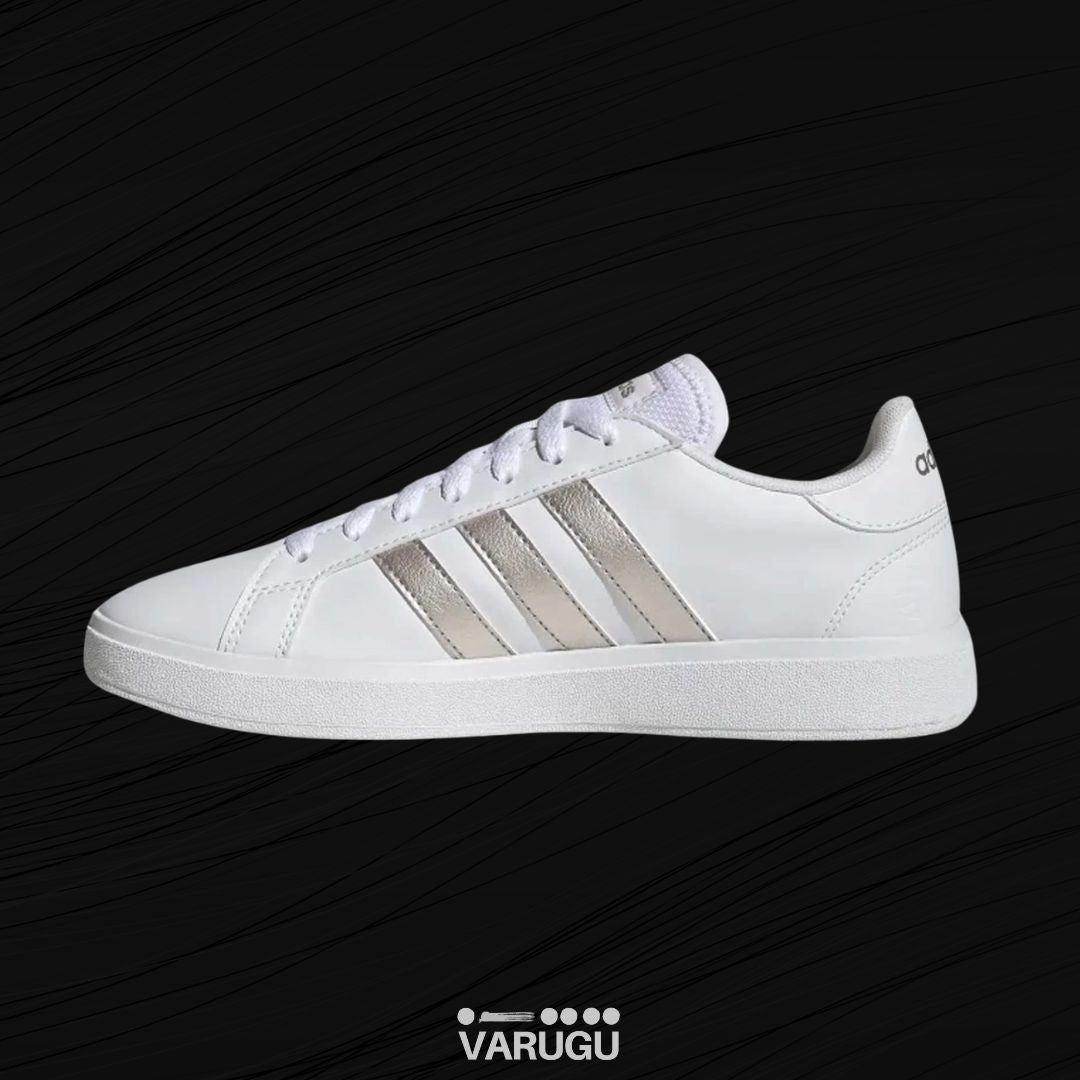 Tenis ADIDAS blancos con franja plata