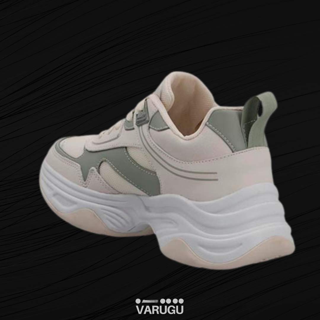 Tenis latte con detalles en color verde para dama