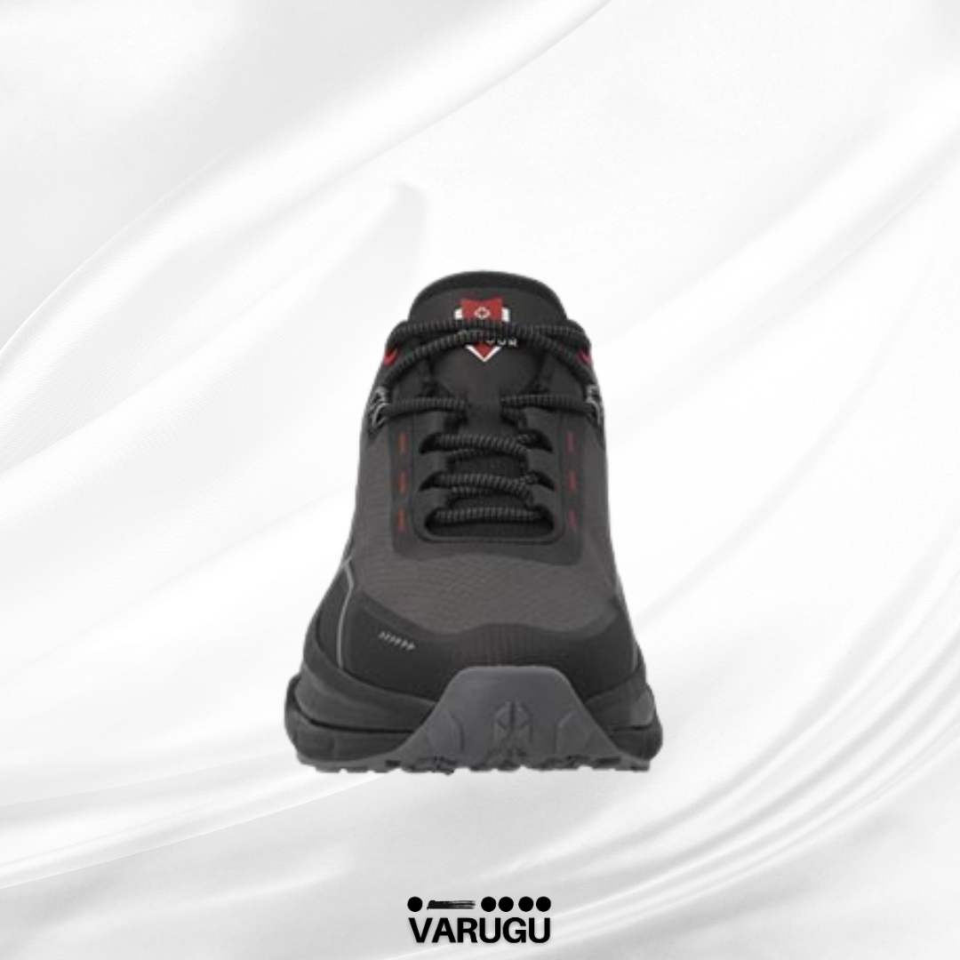 Tenis para deporte en color negro con suela resistente