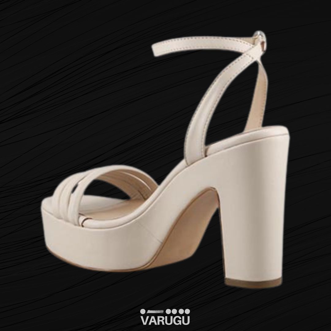 Zapatillas elegantes blancas con cinto