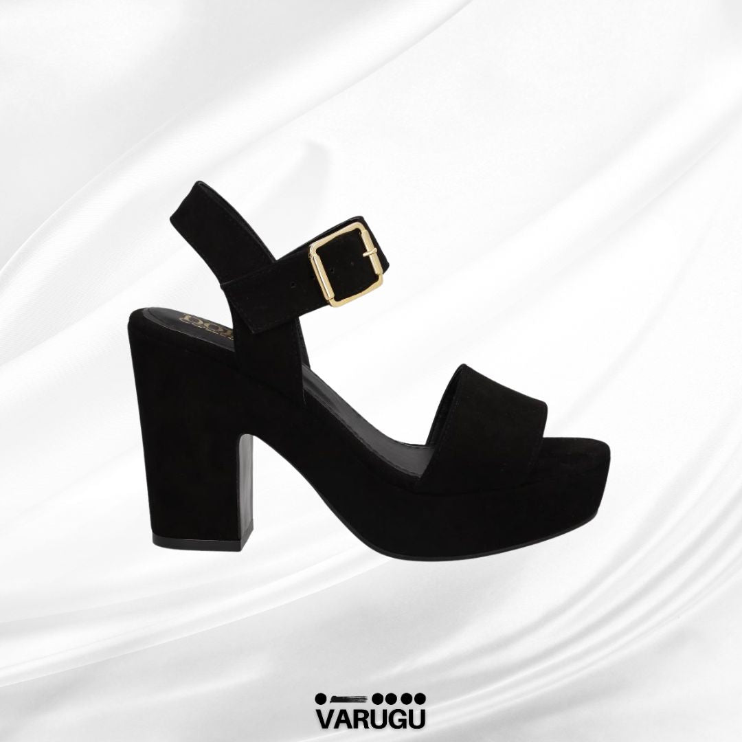 Zapatillas negras con pulsera tacón grueso