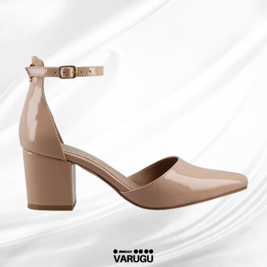 Zapatillas con tacon grueso y punta cerrada