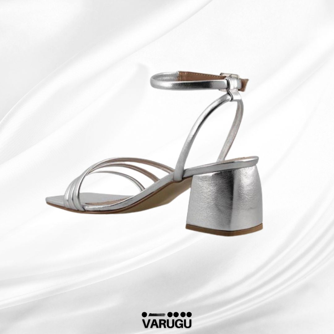 Tacones color plata cómodos para dama