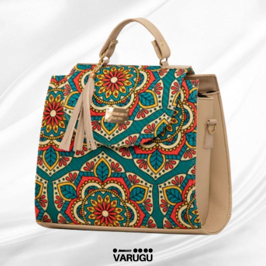 Bolsa amplia tipo mochila con diseños diversos - Varios colores