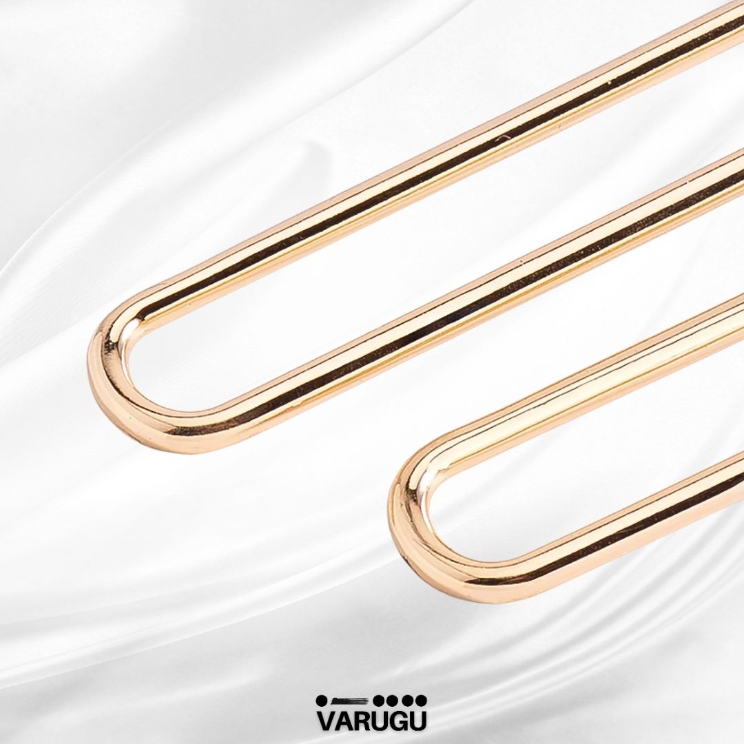 Aretes diseño rectangular en baño de oro