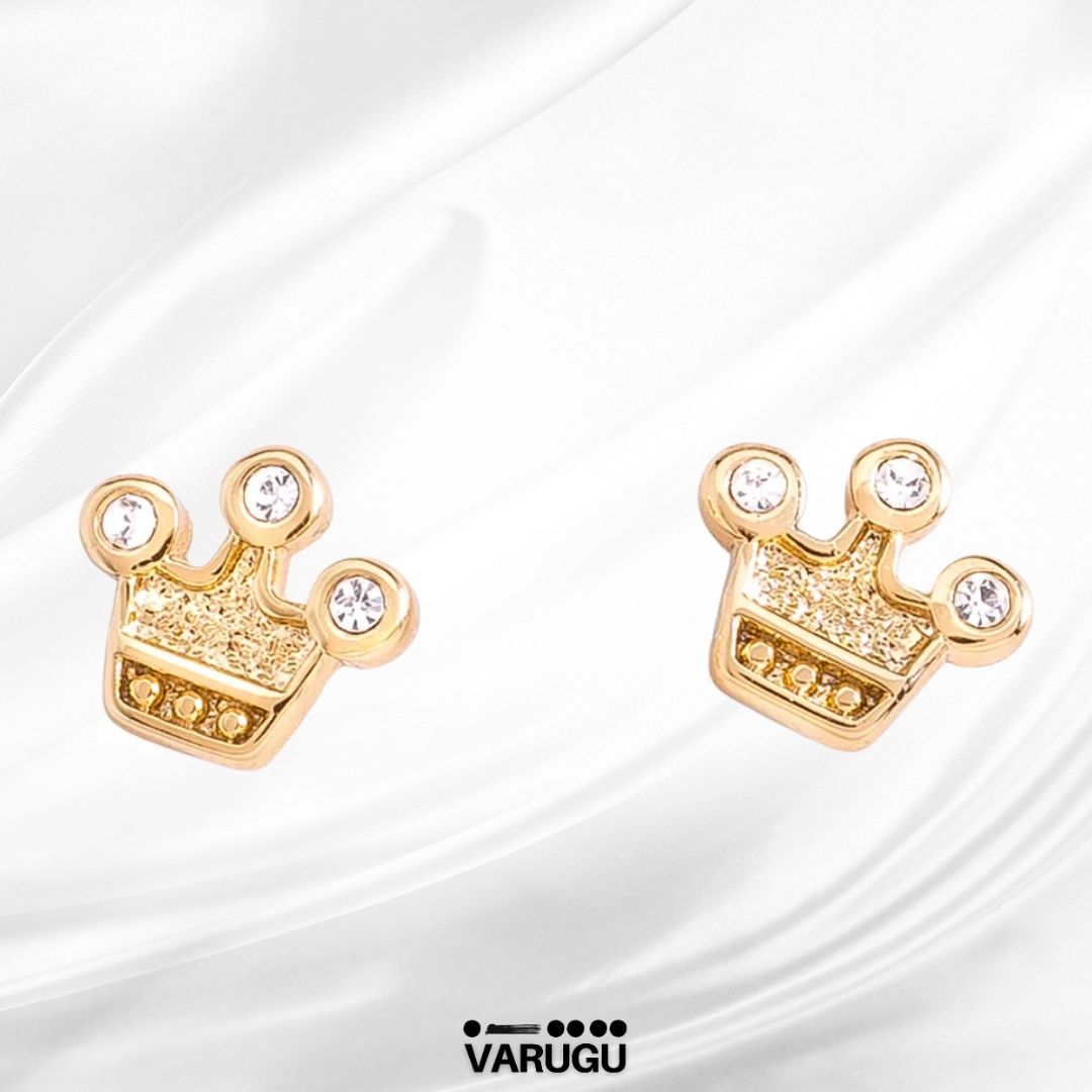 Aretes corona brillantes en baño de oro