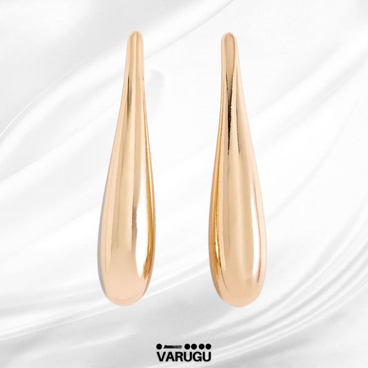 Aretes de gota pulida en baño de oro