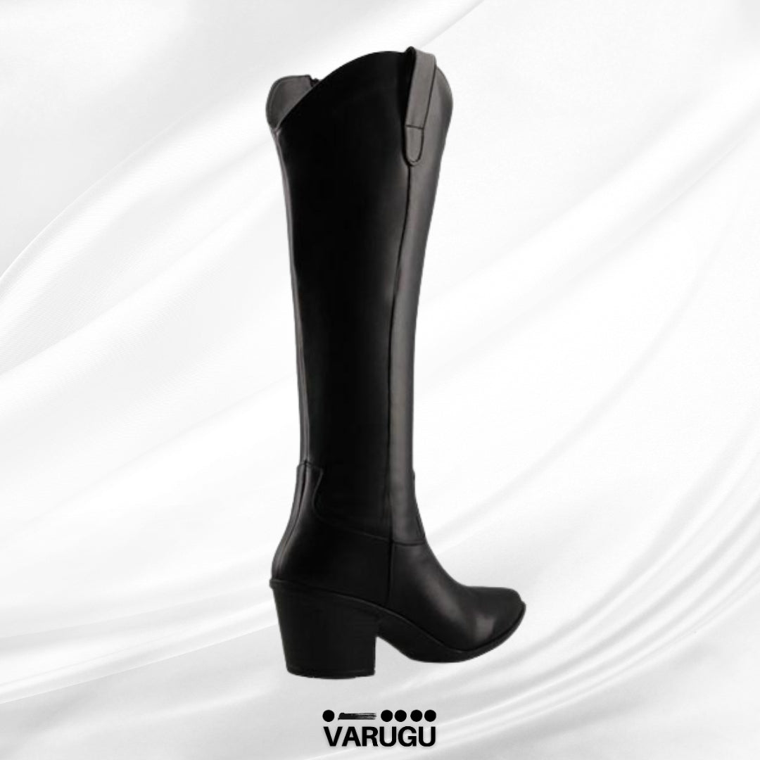 Botas largas de mujer color negro corte fino
