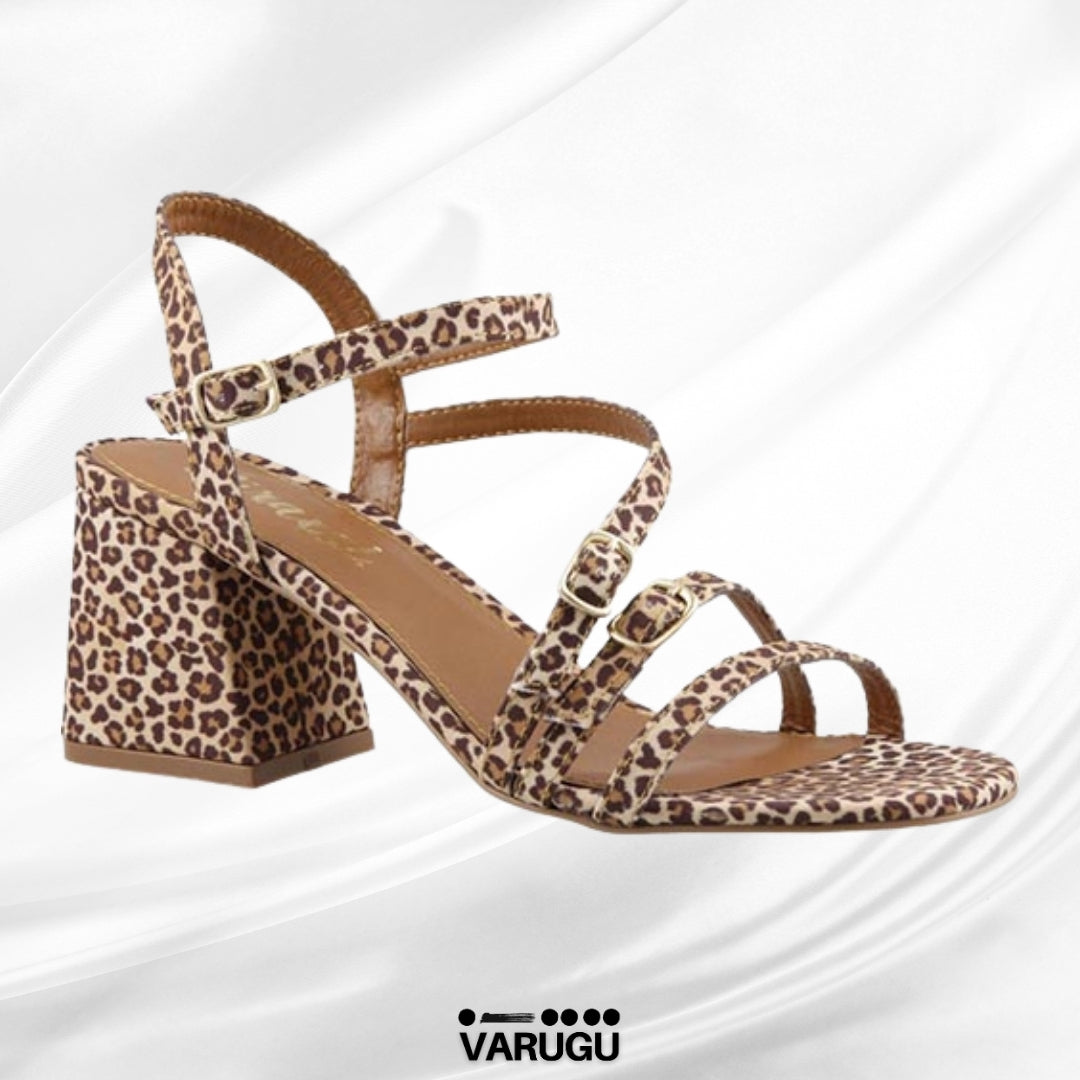 Zapatillas estilo Animal Print