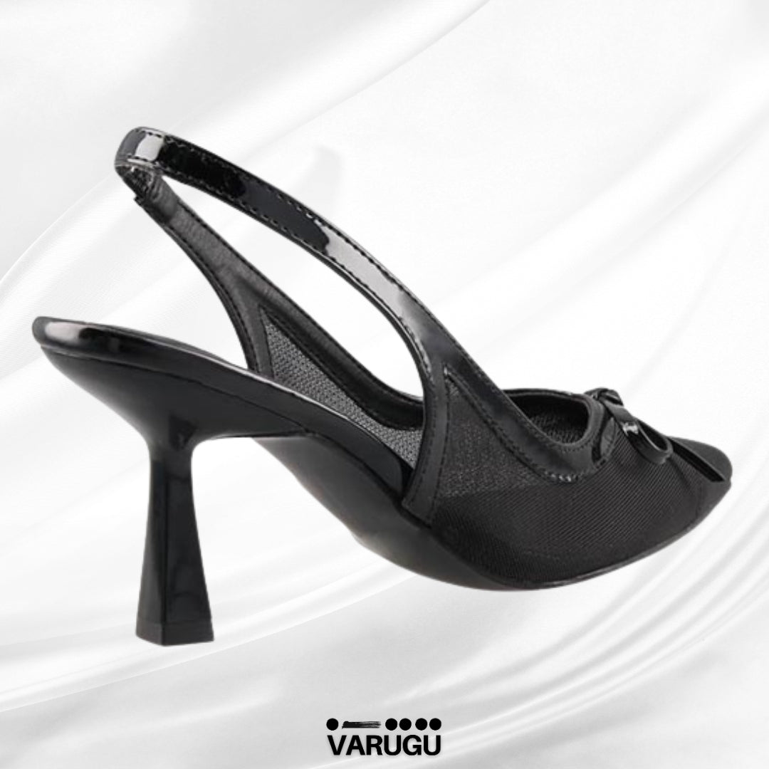 Zapatillas negras de punta con lazo