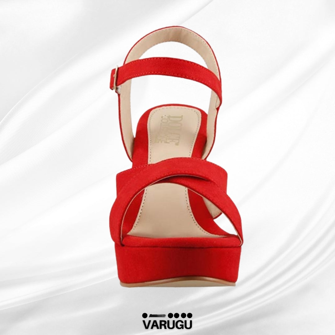 Zapatillas rojas tacón rojo con cinturón