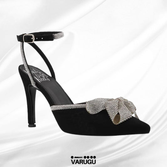 Zapatillas de punta color negro con moño plata