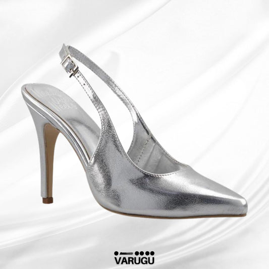 Zapatillas plata con punta fina
