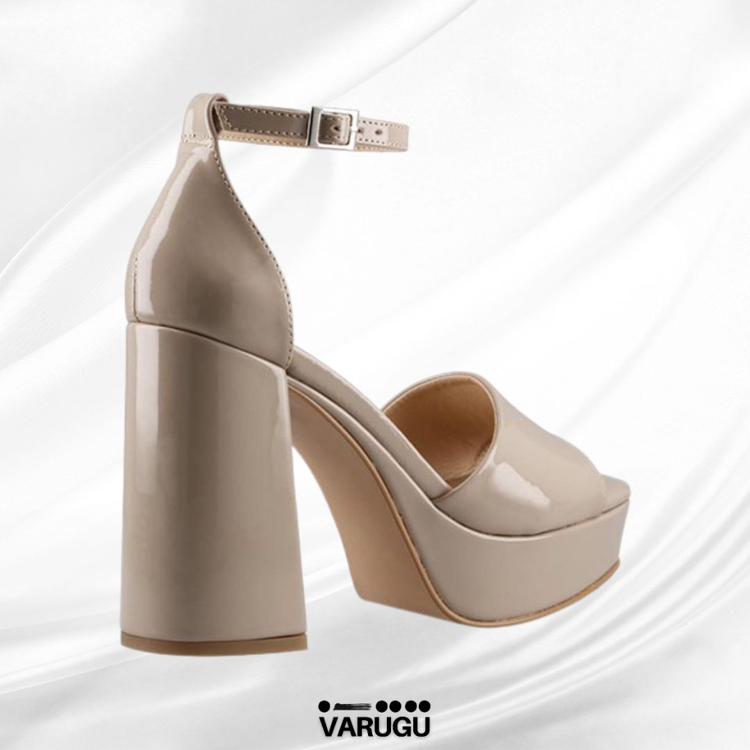 Zapatillas beige con pulsera
