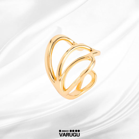 Anillo ajustable de baño de oro con diseño de capas