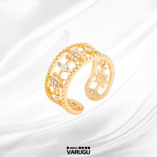 Anillo ajustable baño de oro diseño calado con piedras