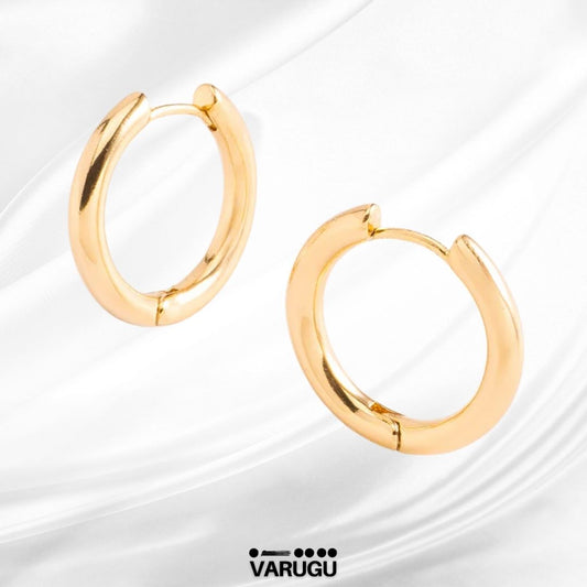 Aretes de aro clásico en baño de oro