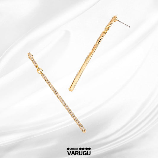 Aretes barra larga brillante en baño de oro
