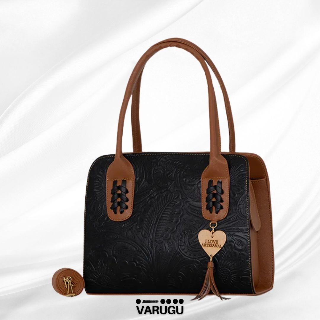 Bolsa con detalles en camel