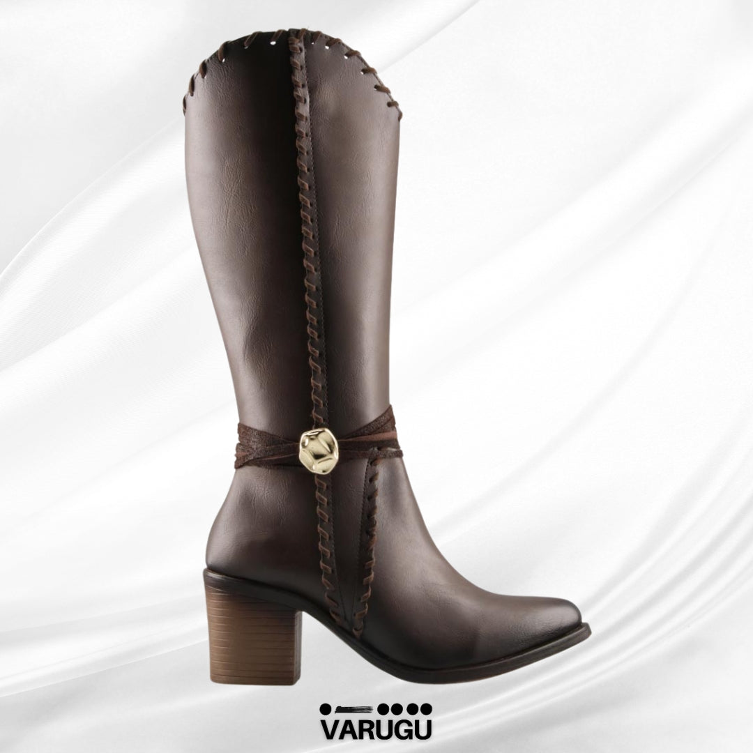 Botas largas café elegantes con diseño trenzado