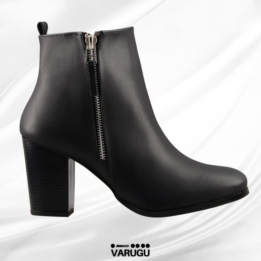 Botines color negro con cierre dama