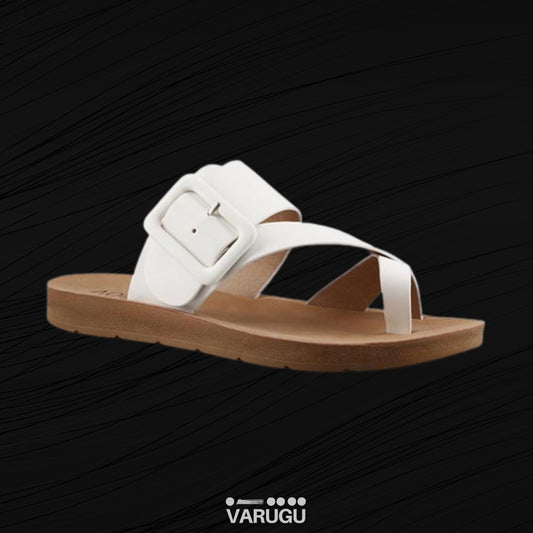 Sandalias blancas con tira en dedo