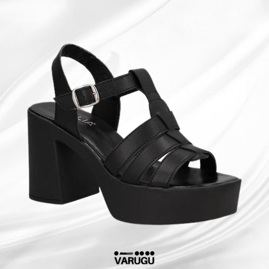 Zapatillas negras con cierre ajuste de cinta