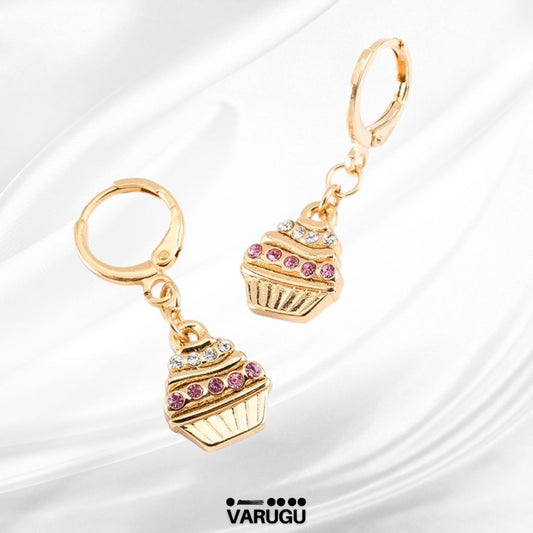 Aretes con dije cupcake en baño de oro